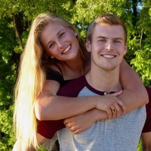 Meet your Posher, Makayla